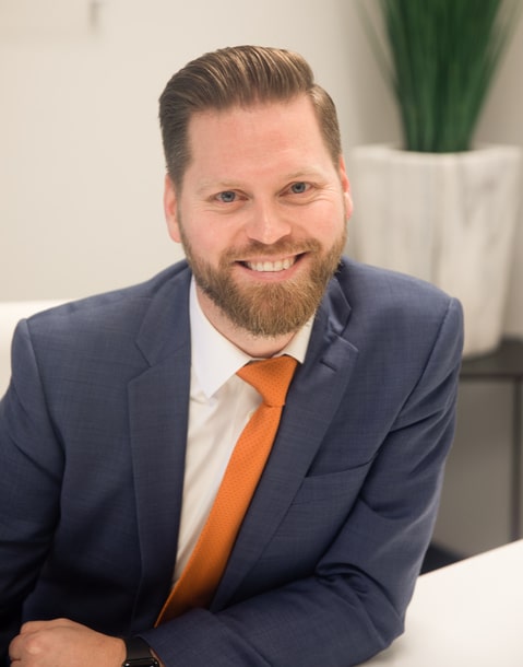 Clayton Parry Fielding Law Litigation Attorney