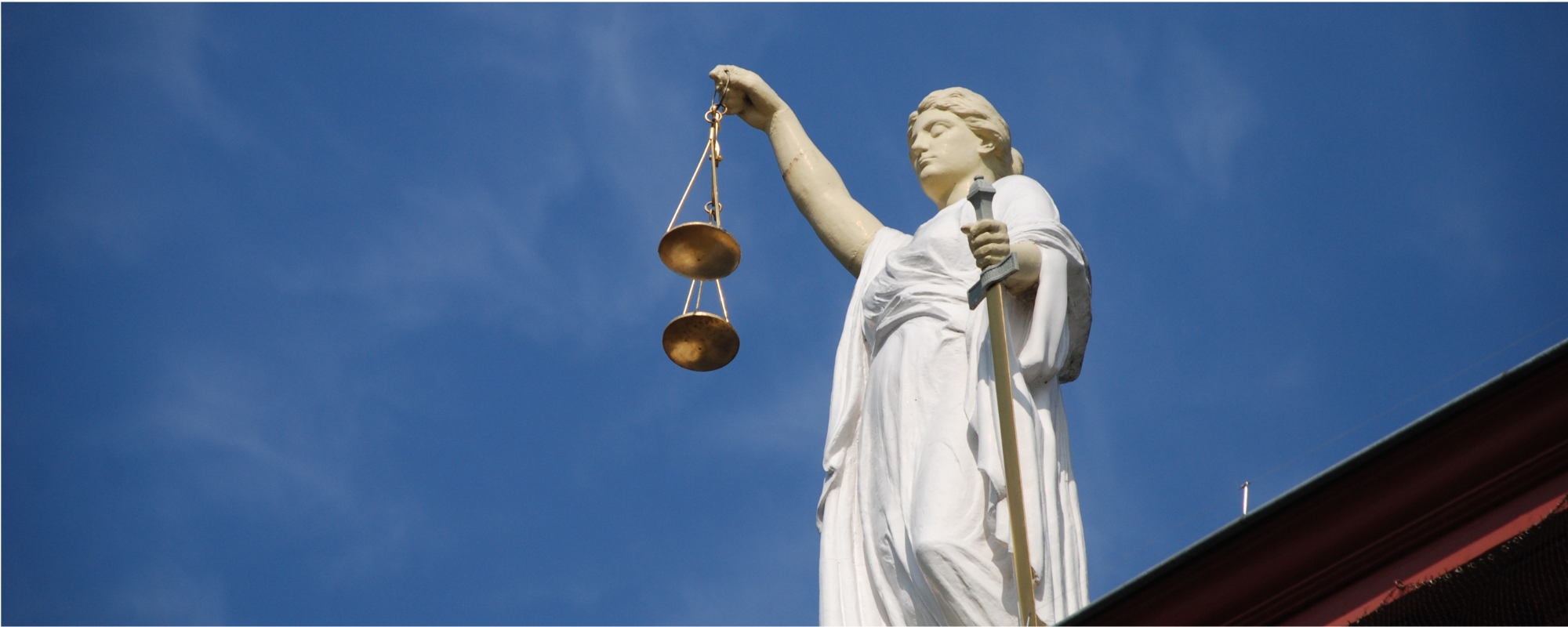 The Benefits of Working with a Personal Injury Law Firm, Lady Justice Statue